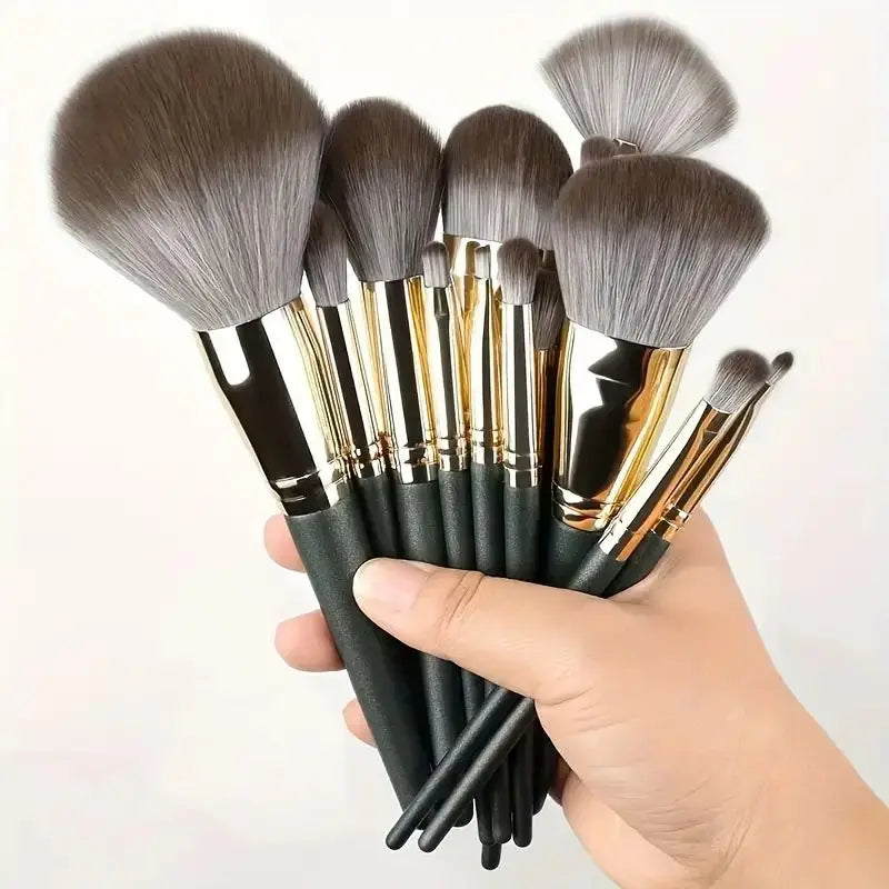 Soft Fluffy Makeup Brush Set – Luxurious Touch, Pro Finish