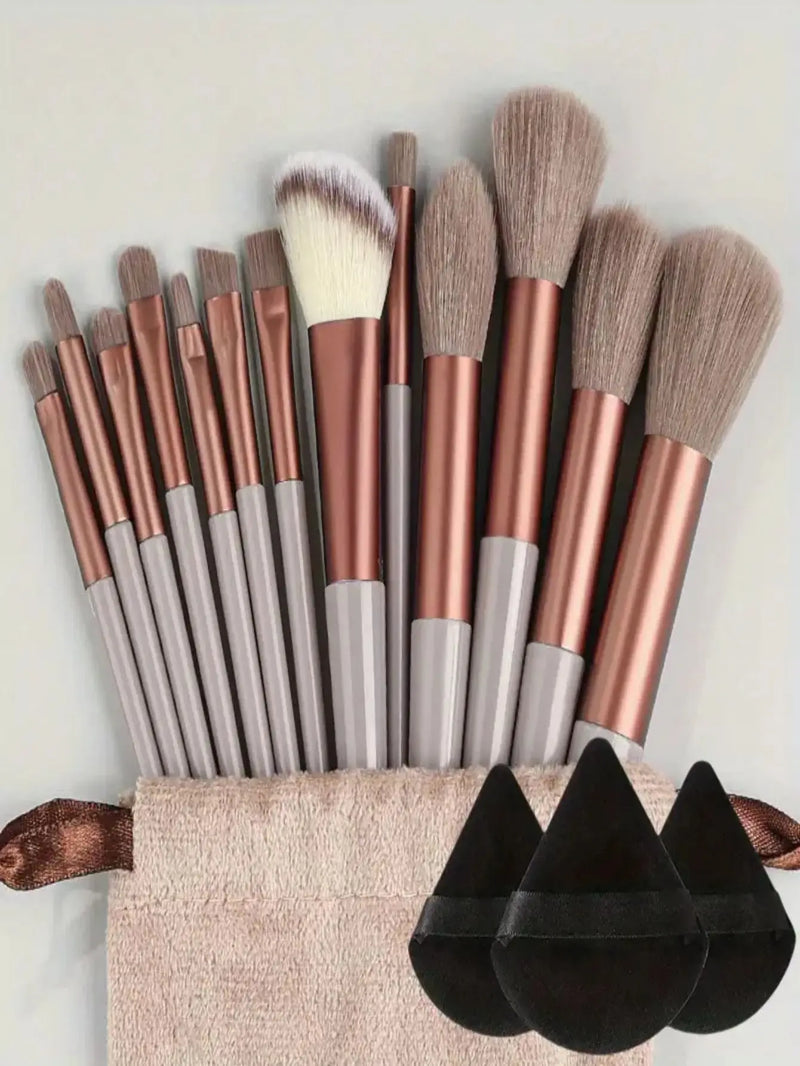 Soft Fluffy Makeup Brush Set – Luxurious Touch, Pro Finish