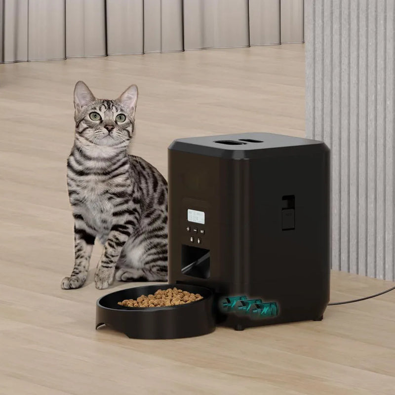 SmartFeeder Automatic Pet Feeder – Timed & App-Controlled