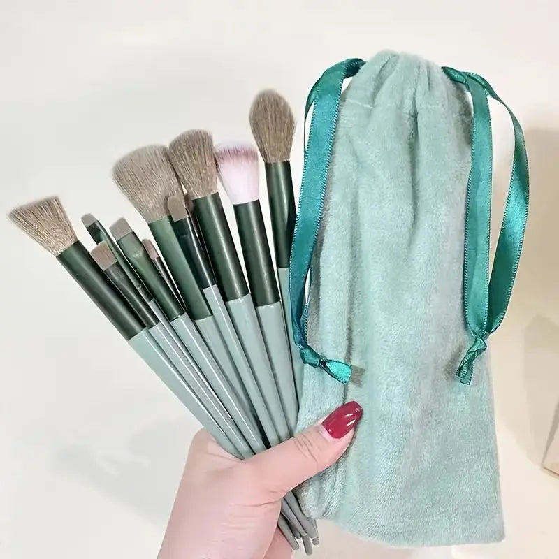 Soft Fluffy Makeup Brush Set – Luxurious Touch, Pro Finish