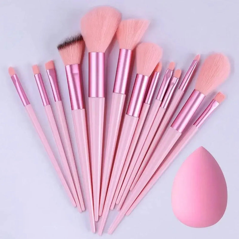 Soft Fluffy Makeup Brush Set – Luxurious Touch, Pro Finish