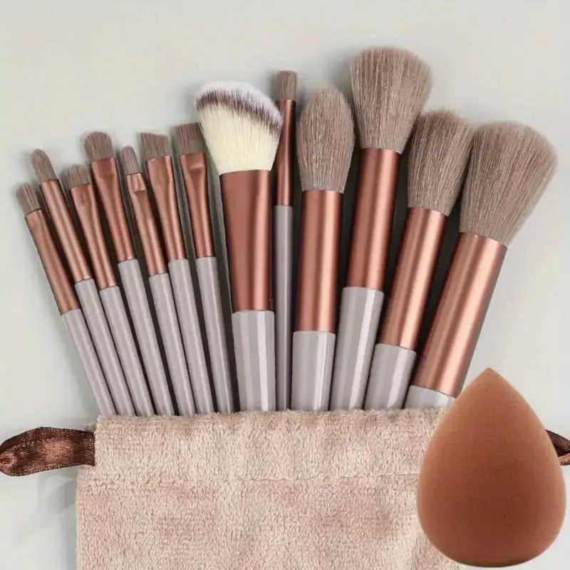 Soft Fluffy Makeup Brush Set – Luxurious Touch, Pro Finish